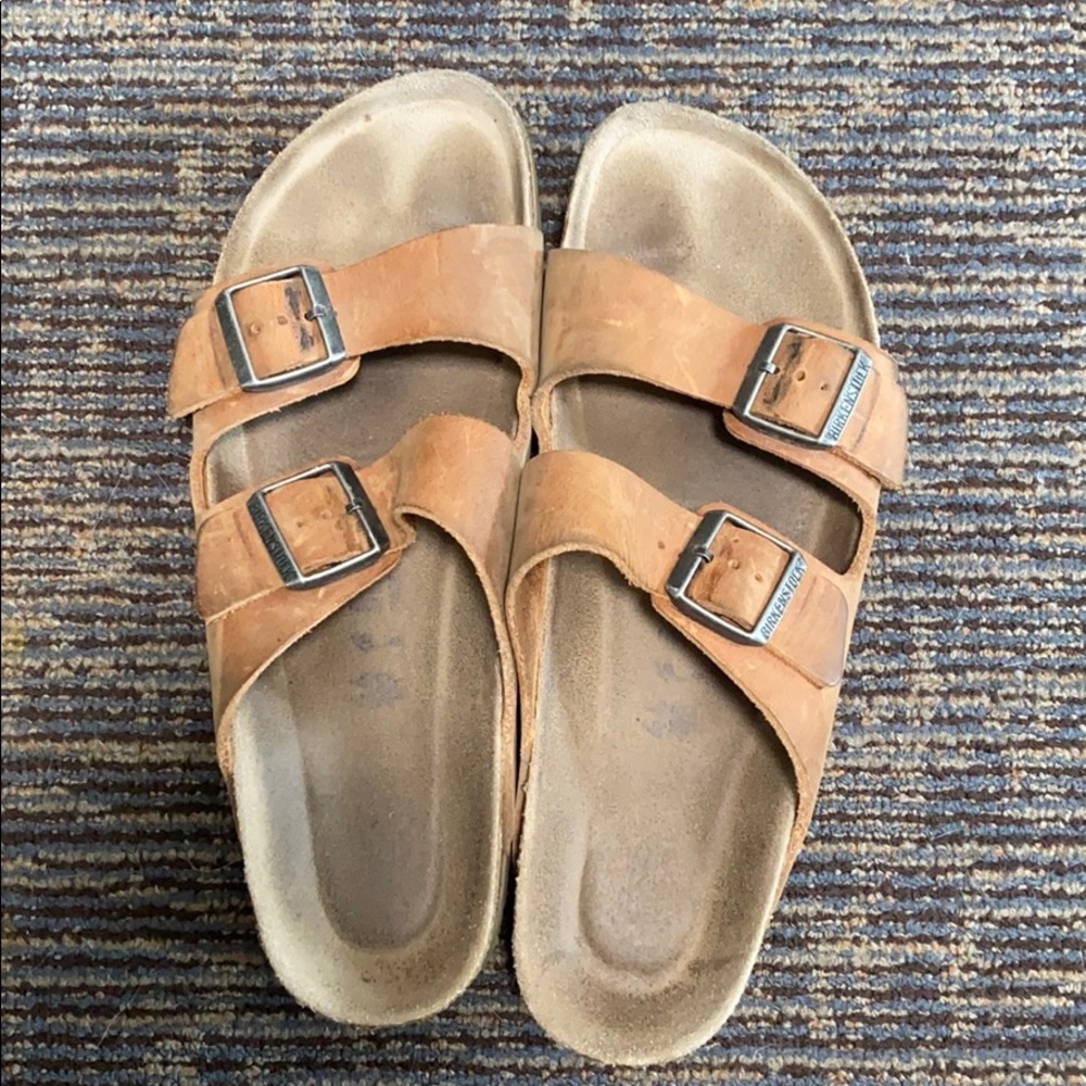Special edition Birkenstocks in Camel.
